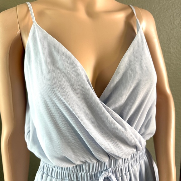 Light Blue Sleeveless Jumpsuit Size M - Picture 3 of 11